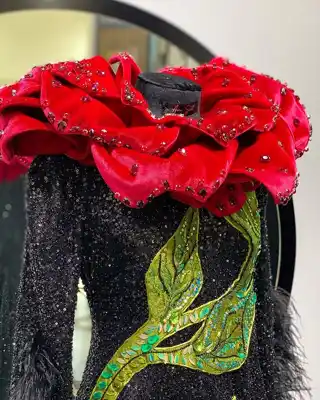 Türkmen fasonlar pombarh fasonlar Fasonlar 2025 fasonlar fason moda modalar Bezen bezen Türkmen fasonlar 2026 Türkmen fasonlar 2025 Türkmen fasonlar 2024 Türkmen fasonlar 2023 turkmenistan türkmenistan turkmen türkmen ashgabat  asgabat aşgabat balkan mary lebap dashoguz dasoguz daşoguz pombarh ponbarhat gulyupek gülýüpek stapel ştapel Gralan Çüýdeşen Abaýa Gadymy Krep Gurultaý 	Keteni Ýüpek Şifon Gipýur Lyon Welwet Atlas Kaşemir Streýç Suzana Ştapel Gülýüpek Pombarh Ýupka Gursakça Aksesuarlar Palto Penjek Okuw eşik Fata Sport eşik Uniforma Nakidka Öýme Şarf kompýuter ýaka ýaglyk Arenda köýnek 2nji el köýnek Taýyn köýnek Matalar Milli lybas milli lybaslar Toý köýnek Toý köýnekler toy koynek toy koynekler gundelik koynekler Gündelik	 
 köýnekler fata koynek Modern taze fason Eskiz koynektm turkmenkoynek türkmenkoynek fason moda moda fasonlar Iş eşik el iş	sada	ýakaly ýakasyz	keşdeli biserli	ýeňli giň nagyşly ýüregi açyk stoýka ýaka ýanly kombinasiýa 	zerli üsti aşak guşakly seçekli gysga ýeňli Modern el iş, ýakasyz, biserli, ýeňli, giň, kombinasiýa 26-35 Gara