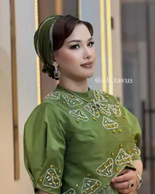 Türkmen fasonlar pombarh fasonlar Fasonlar 2025 fasonlar fason moda modalar Bezen bezen Türkmen fasonlar 2026 Türkmen fasonlar 2025 Türkmen fasonlar 2024 Türkmen fasonlar 2023 turkmenistan türkmenistan turkmen türkmen ashgabat  asgabat aşgabat balkan mary lebap dashoguz dasoguz daşoguz pombarh ponbarhat gulyupek gülýüpek stapel ştapel Gralan Çüýdeşen Abaýa Gadymy Krep Gurultaý 	Keteni Ýüpek Şifon Gipýur Lyon Welwet Atlas Kaşemir Streýç Suzana Ştapel Gülýüpek Pombarh Ýupka Gursakça Aksesuarlar Palto Penjek Okuw eşik Fata Sport eşik Uniforma Nakidka Öýme Şarf kompýuter ýaka ýaglyk Arenda köýnek 2nji el köýnek Taýyn köýnek Matalar Milli lybas milli lybaslar Toý köýnek Toý köýnekler toy koynek toy koynekler gundelik koynekler Gündelik	 
 köýnekler fata koynek Modern taze fason Eskiz koynektm turkmenkoynek türkmenkoynek fason moda moda fasonlar Iş eşik el iş	sada	ýakaly ýakasyz	keşdeli biserli	ýeňli giň nagyşly ýüregi açyk stoýka ýaka ýanly kombinasiýa 	zerli üsti aşak guşakly seçekli gysga ýeňli Atlas, Şantu Toý köýnek el iş, ýakasyz, gysga ýeňli, giň 26-35 Haki, Ýaşyl yaz, tomus, guyz