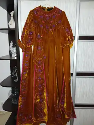 Türkmen fasonlar pombarh fasonlar Fasonlar 2025 fasonlar fason moda modalar Bezen bezen Türkmen fasonlar 2026 Türkmen fasonlar 2025 Türkmen fasonlar 2024 Türkmen fasonlar 2023 turkmenistan türkmenistan turkmen türkmen ashgabat  asgabat aşgabat balkan mary lebap dashoguz dasoguz daşoguz pombarh ponbarhat gulyupek gülýüpek stapel ştapel Gralan Çüýdeşen Abaýa Gadymy Krep Gurultaý 	Keteni Ýüpek Şifon Gipýur Lyon Welwet Atlas Kaşemir Streýç Suzana Ştapel Gülýüpek Pombarh Ýupka Gursakça Aksesuarlar Palto Penjek Okuw eşik Fata Sport eşik Uniforma Nakidka Öýme Şarf kompýuter ýaka ýaglyk Arenda köýnek 2nji el köýnek Taýyn köýnek Matalar Milli lybas milli lybaslar Toý köýnek Toý köýnekler toy koynek toy koynekler gundelik koynekler Gündelik	 
 köýnekler fata koynek Modern taze fason Eskiz koynektm turkmenkoynek türkmenkoynek fason moda moda fasonlar Iş eşik el iş	sada	ýakaly ýakasyz	keşdeli biserli	ýeňli giň nagyşly ýüregi açyk stoýka ýaka ýanly kombinasiýa 	zerli üsti aşak guşakly seçekli gysga ýeňli Panbarhat (Pombarh), Tulky Toý köýnek el iş, ýakasyz, ýanly, ýeňli, giň, kombinasiýa, nagyşly 17-25, 26-35  yaz, tomus, guyz 2nji el