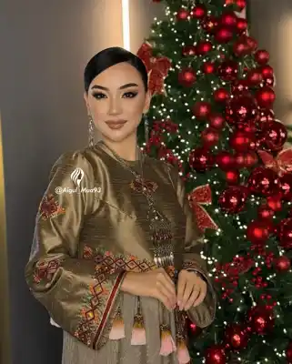 Türkmen fasonlar pombarh fasonlar Fasonlar 2025 fasonlar fason moda modalar Bezen bezen Türkmen fasonlar 2026 Türkmen fasonlar 2025 Türkmen fasonlar 2024 Türkmen fasonlar 2023 turkmenistan türkmenistan turkmen türkmen ashgabat  asgabat aşgabat balkan mary lebap dashoguz dasoguz daşoguz pombarh ponbarhat gulyupek gülýüpek stapel ştapel Gralan Çüýdeşen Abaýa Gadymy Krep Gurultaý 	Keteni Ýüpek Şifon Gipýur Lyon Welwet Atlas Kaşemir Streýç Suzana Ştapel Gülýüpek Pombarh Ýupka Gursakça Aksesuarlar Palto Penjek Okuw eşik Fata Sport eşik Uniforma Nakidka Öýme Şarf kompýuter ýaka ýaglyk Arenda köýnek 2nji el köýnek Taýyn köýnek Matalar Milli lybas milli lybaslar Toý köýnek Toý köýnekler toy koynek toy koynekler gundelik koynekler Gündelik	 
 köýnekler fata koynek Modern taze fason Eskiz koynektm turkmenkoynek türkmenkoynek fason moda moda fasonlar Iş eşik el iş	sada	ýakaly ýakasyz	keşdeli biserli	ýeňli giň nagyşly ýüregi açyk stoýka ýaka ýanly kombinasiýa 	zerli üsti aşak guşakly seçekli gysga ýeňli Toý köýnek, Milli lybas, Modern   Altyn