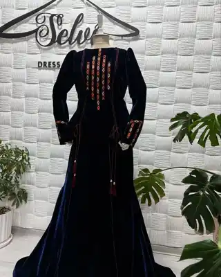 Türkmen fasonlar pombarh fasonlar Fasonlar 2025 fasonlar fason moda modalar Bezen bezen Türkmen fasonlar 2026 Türkmen fasonlar 2025 Türkmen fasonlar 2024 Türkmen fasonlar 2023 turkmenistan türkmenistan turkmen türkmen ashgabat  asgabat aşgabat balkan mary lebap dashoguz dasoguz daşoguz pombarh ponbarhat gulyupek gülýüpek stapel ştapel Gralan Çüýdeşen Abaýa Gadymy Krep Gurultaý 	Keteni Ýüpek Şifon Gipýur Lyon Welwet Atlas Kaşemir Streýç Suzana Ştapel Gülýüpek Pombarh Ýupka Gursakça Aksesuarlar Palto Penjek Okuw eşik Fata Sport eşik Uniforma Nakidka Öýme Şarf kompýuter ýaka ýaglyk Arenda köýnek 2nji el köýnek Taýyn köýnek Matalar Milli lybas milli lybaslar Toý köýnek Toý köýnekler toy koynek toy koynekler gundelik koynekler Gündelik	 
 köýnekler fata koynek Modern taze fason Eskiz koynektm turkmenkoynek türkmenkoynek fason moda moda fasonlar Iş eşik el iş	sada	ýakaly ýakasyz	keşdeli biserli	ýeňli giň nagyşly ýüregi açyk stoýka ýaka ýanly kombinasiýa 	zerli üsti aşak guşakly seçekli gysga ýeňli Panbarhat (Pombarh) Toý köýnek keşdeli, ýakasyz, ýanly, ýeňli, giň 26-35, 35+ Goýy-gök yaz, guyz, gysh