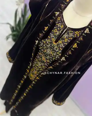 Türkmen fasonlar pombarh fasonlar Fasonlar 2025 fasonlar fason moda modalar Bezen bezen Türkmen fasonlar 2026 Türkmen fasonlar 2025 Türkmen fasonlar 2024 Türkmen fasonlar 2023 turkmenistan türkmenistan turkmen türkmen ashgabat  asgabat aşgabat balkan mary lebap dashoguz dasoguz daşoguz pombarh ponbarhat gulyupek gülýüpek stapel ştapel Gralan Çüýdeşen Abaýa Gadymy Krep Gurultaý 	Keteni Ýüpek Şifon Gipýur Lyon Welwet Atlas Kaşemir Streýç Suzana Ştapel Gülýüpek Pombarh Ýupka Gursakça Aksesuarlar Palto Penjek Okuw eşik Fata Sport eşik Uniforma Nakidka Öýme Şarf kompýuter ýaka ýaglyk Arenda köýnek 2nji el köýnek Taýyn köýnek Matalar Milli lybas milli lybaslar Toý köýnek Toý köýnekler toy koynek toy koynekler gundelik koynekler Gündelik	 
 köýnekler fata koynek Modern taze fason Eskiz koynektm turkmenkoynek türkmenkoynek fason moda moda fasonlar Iş eşik el iş	sada	ýakaly ýakasyz	keşdeli biserli	ýeňli giň nagyşly ýüregi açyk stoýka ýaka ýanly kombinasiýa 	zerli üsti aşak guşakly seçekli gysga ýeňli Panbarhat (Pombarh) Toý köýnek el iş, keşdeli, ýakaly, ýüregi açyk, ýeňli, nagyşly 17-25, 26-35 Goýy-goňur