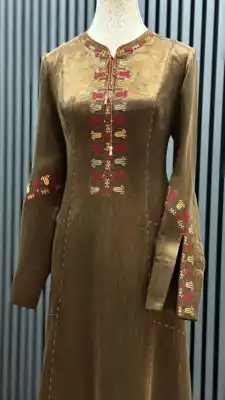 Türkmen fasonlar pombarh fasonlar Fasonlar 2025 fasonlar fason moda modalar Bezen bezen Türkmen fasonlar 2026 Türkmen fasonlar 2025 Türkmen fasonlar 2024 Türkmen fasonlar 2023 turkmenistan türkmenistan turkmen türkmen ashgabat  asgabat aşgabat balkan mary lebap dashoguz dasoguz daşoguz pombarh ponbarhat gulyupek gülýüpek stapel ştapel Gralan Çüýdeşen Abaýa Gadymy Krep Gurultaý 	Keteni Ýüpek Şifon Gipýur Lyon Welwet Atlas Kaşemir Streýç Suzana Ştapel Gülýüpek Pombarh Ýupka Gursakça Aksesuarlar Palto Penjek Okuw eşik Fata Sport eşik Uniforma Nakidka Öýme Şarf kompýuter ýaka ýaglyk Arenda köýnek 2nji el köýnek Taýyn köýnek Matalar Milli lybas milli lybaslar Toý köýnek Toý köýnekler toy koynek toy koynekler gundelik koynekler Gündelik	 
 köýnekler fata koynek Modern taze fason Eskiz koynektm turkmenkoynek türkmenkoynek fason moda moda fasonlar Iş eşik el iş	sada	ýakaly ýakasyz	keşdeli biserli	ýeňli giň nagyşly ýüregi açyk stoýka ýaka ýanly kombinasiýa 	zerli üsti aşak guşakly seçekli gysga ýeňli Gülýüpek Toý köýnek ýakaly  Goýy-goňur