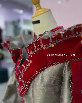 Türkmen fasonlar pombarh fasonlar Fasonlar 2025 fasonlar fason moda modalar Bezen bezen Türkmen fasonlar 2026 Türkmen fasonlar 2025 Türkmen fasonlar 2024 Türkmen fasonlar 2023 turkmenistan türkmenistan turkmen türkmen ashgabat  asgabat aşgabat balkan mary lebap dashoguz dasoguz daşoguz pombarh ponbarhat gulyupek gülýüpek stapel ştapel Gralan Çüýdeşen Abaýa Gadymy Krep Gurultaý 	Keteni Ýüpek Şifon Gipýur Lyon Welwet Atlas Kaşemir Streýç Suzana Ştapel Gülýüpek Pombarh Ýupka Gursakça Aksesuarlar Palto Penjek Okuw eşik Fata Sport eşik Uniforma Nakidka Öýme Şarf kompýuter ýaka ýaglyk Arenda köýnek 2nji el köýnek Taýyn köýnek Matalar Milli lybas milli lybaslar Toý köýnek Toý köýnekler toy koynek toy koynekler gundelik koynekler Gündelik	 
 köýnekler fata koynek Modern taze fason Eskiz koynektm turkmenkoynek türkmenkoynek fason moda moda fasonlar Iş eşik el iş	sada	ýakaly ýakasyz	keşdeli biserli	ýeňli giň nagyşly ýüregi açyk stoýka ýaka ýanly kombinasiýa 	zerli üsti aşak guşakly seçekli gysga ýeňli Panbarhat (Pombarh), Ýüpek, Şantu Toý köýnek el iş, ýakasyz, biserli, ýanly, ýeňli, giň, kombinasiýa 17-25, 26-35 Goýy-gyzyl, Çal yaz, guyz