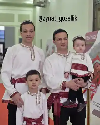 Türkmen fasonlar pombarh fasonlar Fasonlar 2025 fasonlar fason moda modalar Bezen bezen Türkmen fasonlar 2026 Türkmen fasonlar 2025 Türkmen fasonlar 2024 Türkmen fasonlar 2023 turkmenistan türkmenistan turkmen türkmen ashgabat  asgabat aşgabat balkan mary lebap dashoguz dasoguz daşoguz pombarh ponbarhat gulyupek gülýüpek stapel ştapel Gralan Çüýdeşen Abaýa Gadymy Krep Gurultaý 	Keteni Ýüpek Şifon Gipýur Lyon Welwet Atlas Kaşemir Streýç Suzana Ştapel Gülýüpek Pombarh Ýupka Gursakça Aksesuarlar Palto Penjek Okuw eşik Fata Sport eşik Uniforma Nakidka Öýme Şarf kompýuter ýaka ýaglyk Arenda köýnek 2nji el köýnek Taýyn köýnek Matalar Milli lybas milli lybaslar Toý köýnek Toý köýnekler toy koynek toy koynekler gundelik koynekler Gündelik	 
 köýnekler fata koynek Modern taze fason Eskiz koynektm turkmenkoynek türkmenkoynek fason moda moda fasonlar Iş eşik el iş	sada	ýakaly ýakasyz	keşdeli biserli	ýeňli giň nagyşly ýüregi açyk stoýka ýaka ýanly kombinasiýa 	zerli üsti aşak guşakly seçekli gysga ýeňli Lyon, Ýüpek, Keteni, Şantu Toý köýnek, Milli lybas el iş, ýakaly, ýeňli, giň, kombinasiýa -12, 12-16, 17-25, 26-35, 35+ Gyzyl, Mämişi yaz