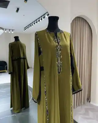 Türkmen fasonlar pombarh fasonlar Fasonlar 2025 fasonlar fason moda modalar Bezen bezen Türkmen fasonlar 2026 Türkmen fasonlar 2025 Türkmen fasonlar 2024 Türkmen fasonlar 2023 turkmenistan türkmenistan turkmen türkmen ashgabat  asgabat aşgabat balkan mary lebap dashoguz dasoguz daşoguz pombarh ponbarhat gulyupek gülýüpek stapel ştapel Gralan Çüýdeşen Abaýa Gadymy Krep Gurultaý 	Keteni Ýüpek Şifon Gipýur Lyon Welwet Atlas Kaşemir Streýç Suzana Ştapel Gülýüpek Pombarh Ýupka Gursakça Aksesuarlar Palto Penjek Okuw eşik Fata Sport eşik Uniforma Nakidka Öýme Şarf kompýuter ýaka ýaglyk Arenda köýnek 2nji el köýnek Taýyn köýnek Matalar Milli lybas milli lybaslar Toý köýnek Toý köýnekler toy koynek toy koynekler gundelik koynekler Gündelik	 
 köýnekler fata koynek Modern taze fason Eskiz koynektm turkmenkoynek türkmenkoynek fason moda moda fasonlar Iş eşik el iş	sada	ýakaly ýakasyz	keşdeli biserli	ýeňli giň nagyşly ýüregi açyk stoýka ýaka ýanly kombinasiýa 	zerli üsti aşak guşakly seçekli gysga ýeňli Lyon Toý köýnek, Gündelik el iş, ýakaly  Haki