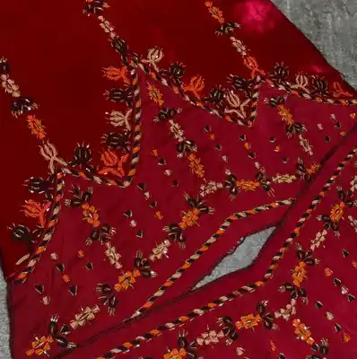 Türkmen fasonlar pombarh fasonlar Fasonlar 2025 fasonlar fason moda modalar Bezen bezen Türkmen fasonlar 2026 Türkmen fasonlar 2025 Türkmen fasonlar 2024 Türkmen fasonlar 2023 turkmenistan türkmenistan turkmen türkmen ashgabat  asgabat aşgabat balkan mary lebap dashoguz dasoguz daşoguz pombarh ponbarhat gulyupek gülýüpek stapel ştapel Gralan Çüýdeşen Abaýa Gadymy Krep Gurultaý 	Keteni Ýüpek Şifon Gipýur Lyon Welwet Atlas Kaşemir Streýç Suzana Ştapel Gülýüpek Pombarh Ýupka Gursakça Aksesuarlar Palto Penjek Okuw eşik Fata Sport eşik Uniforma Nakidka Öýme Şarf kompýuter ýaka ýaglyk Arenda köýnek 2nji el köýnek Taýyn köýnek Matalar Milli lybas milli lybaslar Toý köýnek Toý köýnekler toy koynek toy koynekler gundelik koynekler Gündelik	 
 köýnekler fata koynek Modern taze fason Eskiz koynektm turkmenkoynek türkmenkoynek fason moda moda fasonlar Iş eşik el iş	sada	ýakaly ýakasyz	keşdeli biserli	ýeňli giň nagyşly ýüregi açyk stoýka ýaka ýanly kombinasiýa 	zerli üsti aşak guşakly seçekli gysga ýeňli Panbarhat (Pombarh) Uçurym köýnek el iş, keşdeli, biserli, ýanly, ýeňli, giň, nagyşly 17-25 Goýy-gyzyl tomus, guyz