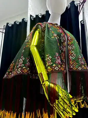 Türkmen fasonlar pombarh fasonlar Fasonlar 2025 fasonlar fason moda modalar Bezen bezen Türkmen fasonlar 2026 Türkmen fasonlar 2025 Türkmen fasonlar 2024 Türkmen fasonlar 2023 turkmenistan türkmenistan turkmen türkmen ashgabat  asgabat aşgabat balkan mary lebap dashoguz dasoguz daşoguz pombarh ponbarhat gulyupek gülýüpek stapel ştapel Gralan Çüýdeşen Abaýa Gadymy Krep Gurultaý 	Keteni Ýüpek Şifon Gipýur Lyon Welwet Atlas Kaşemir Streýç Suzana Ştapel Gülýüpek Pombarh Ýupka Gursakça Aksesuarlar Palto Penjek Okuw eşik Fata Sport eşik Uniforma Nakidka Öýme Şarf kompýuter ýaka ýaglyk Arenda köýnek 2nji el köýnek Taýyn köýnek Matalar Milli lybas milli lybaslar Toý köýnek Toý köýnekler toy koynek toy koynekler gundelik koynekler Gündelik	 
 köýnekler fata koynek Modern taze fason Eskiz koynektm turkmenkoynek türkmenkoynek fason moda moda fasonlar Iş eşik el iş	sada	ýakaly ýakasyz	keşdeli biserli	ýeňli giň nagyşly ýüregi açyk stoýka ýaka ýanly kombinasiýa 	zerli üsti aşak guşakly seçekli gysga ýeňli Keteni    Ýaşyl, Goýy-ýaşyl  Nakidka