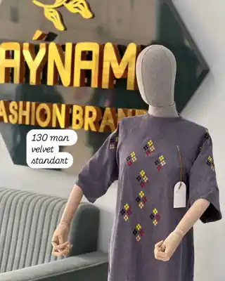 Türkmen fasonlar pombarh fasonlar Fasonlar 2025 fasonlar fason moda modalar Bezen bezen Türkmen fasonlar 2026 Türkmen fasonlar 2025 Türkmen fasonlar 2024 Türkmen fasonlar 2023 turkmenistan türkmenistan turkmen türkmen ashgabat  asgabat aşgabat balkan mary lebap dashoguz dasoguz daşoguz pombarh ponbarhat gulyupek gülýüpek stapel ştapel Gralan Çüýdeşen Abaýa Gadymy Krep Gurultaý 	Keteni Ýüpek Şifon Gipýur Lyon Welwet Atlas Kaşemir Streýç Suzana Ştapel Gülýüpek Pombarh Ýupka Gursakça Aksesuarlar Palto Penjek Okuw eşik Fata Sport eşik Uniforma Nakidka Öýme Şarf kompýuter ýaka ýaglyk Arenda köýnek 2nji el köýnek Taýyn köýnek Matalar Milli lybas milli lybaslar Toý köýnek Toý köýnekler toy koynek toy koynekler gundelik koynekler Gündelik	 
 köýnekler fata koynek Modern taze fason Eskiz koynektm turkmenkoynek türkmenkoynek fason moda moda fasonlar Iş eşik el iş	sada	ýakaly ýakasyz	keşdeli biserli	ýeňli giň nagyşly ýüregi açyk stoýka ýaka ýanly kombinasiýa 	zerli üsti aşak guşakly seçekli gysga ýeňli Welwet Toý köýnek el iş  Çal