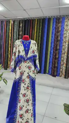 Türkmen fasonlar pombarh fasonlar Fasonlar 2025 fasonlar fason moda modalar Bezen bezen Türkmen fasonlar 2026 Türkmen fasonlar 2025 Türkmen fasonlar 2024 Türkmen fasonlar 2023 turkmenistan türkmenistan turkmen türkmen ashgabat  asgabat aşgabat balkan mary lebap dashoguz dasoguz daşoguz pombarh ponbarhat gulyupek gülýüpek stapel ştapel Gralan Çüýdeşen Abaýa Gadymy Krep Gurultaý 	Keteni Ýüpek Şifon Gipýur Lyon Welwet Atlas Kaşemir Streýç Suzana Ştapel Gülýüpek Pombarh Ýupka Gursakça Aksesuarlar Palto Penjek Okuw eşik Fata Sport eşik Uniforma Nakidka Öýme Şarf kompýuter ýaka ýaglyk Arenda köýnek 2nji el köýnek Taýyn köýnek Matalar Milli lybas milli lybaslar Toý köýnek Toý köýnekler toy koynek toy koynekler gundelik koynekler Gündelik	 
 köýnekler fata koynek Modern taze fason Eskiz koynektm turkmenkoynek türkmenkoynek fason moda moda fasonlar Iş eşik el iş	sada	ýakaly ýakasyz	keşdeli biserli	ýeňli giň nagyşly ýüregi açyk stoýka ýaka ýanly kombinasiýa 	zerli üsti aşak guşakly seçekli gysga ýeňli Ýüň, Panbarhat (Pombarh) Toý köýnek el iş, keşdeli, nagyşly 17-25, 26-35 Ak, Gök yaz, guyz, gysh 2nji el