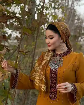 Türkmen fasonlar pombarh fasonlar Fasonlar 2025 fasonlar fason moda modalar Bezen bezen Türkmen fasonlar 2026 Türkmen fasonlar 2025 Türkmen fasonlar 2024 Türkmen fasonlar 2023 turkmenistan türkmenistan turkmen türkmen ashgabat  asgabat aşgabat balkan mary lebap dashoguz dasoguz daşoguz pombarh ponbarhat gulyupek gülýüpek stapel ştapel Gralan Çüýdeşen Abaýa Gadymy Krep Gurultaý 	Keteni Ýüpek Şifon Gipýur Lyon Welwet Atlas Kaşemir Streýç Suzana Ştapel Gülýüpek Pombarh Ýupka Gursakça Aksesuarlar Palto Penjek Okuw eşik Fata Sport eşik Uniforma Nakidka Öýme Şarf kompýuter ýaka ýaglyk Arenda köýnek 2nji el köýnek Taýyn köýnek Matalar Milli lybas milli lybaslar Toý köýnek Toý köýnekler toy koynek toy koynekler gundelik koynekler Gündelik	 
 köýnekler fata koynek Modern taze fason Eskiz koynektm turkmenkoynek türkmenkoynek fason moda moda fasonlar Iş eşik el iş	sada	ýakaly ýakasyz	keşdeli biserli	ýeňli giň nagyşly ýüregi açyk stoýka ýaka ýanly kombinasiýa 	zerli üsti aşak guşakly seçekli gysga ýeňli Gülýüpek Toý köýnek el iş, ýakaly  Altyn