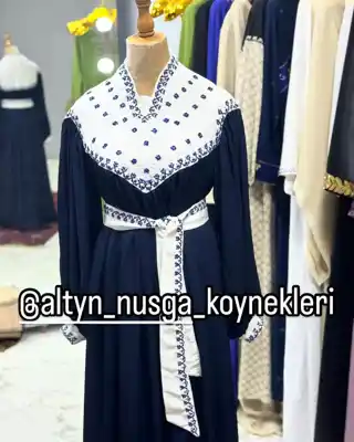 Türkmen fasonlar pombarh fasonlar Fasonlar 2025 fasonlar fason moda modalar Bezen bezen Türkmen fasonlar 2026 Türkmen fasonlar 2025 Türkmen fasonlar 2024 Türkmen fasonlar 2023 turkmenistan türkmenistan turkmen türkmen ashgabat  asgabat aşgabat balkan mary lebap dashoguz dasoguz daşoguz pombarh ponbarhat gulyupek gülýüpek stapel ştapel Gralan Çüýdeşen Abaýa Gadymy Krep Gurultaý 	Keteni Ýüpek Şifon Gipýur Lyon Welwet Atlas Kaşemir Streýç Suzana Ştapel Gülýüpek Pombarh Ýupka Gursakça Aksesuarlar Palto Penjek Okuw eşik Fata Sport eşik Uniforma Nakidka Öýme Şarf kompýuter ýaka ýaglyk Arenda köýnek 2nji el köýnek Taýyn köýnek Matalar Milli lybas milli lybaslar Toý köýnek Toý köýnekler toy koynek toy koynekler gundelik koynekler Gündelik	 
 köýnekler fata koynek Modern taze fason Eskiz koynektm turkmenkoynek türkmenkoynek fason moda moda fasonlar Iş eşik el iş	sada	ýakaly ýakasyz	keşdeli biserli	ýeňli giň nagyşly ýüregi açyk stoýka ýaka ýanly kombinasiýa 	zerli üsti aşak guşakly seçekli gysga ýeňli Şifon, Panbarhat (Pombarh)  el iş, keşdeli, ýakasyz, ýüregi açyk, stoýka ýaka  Ak, Goýy-gök